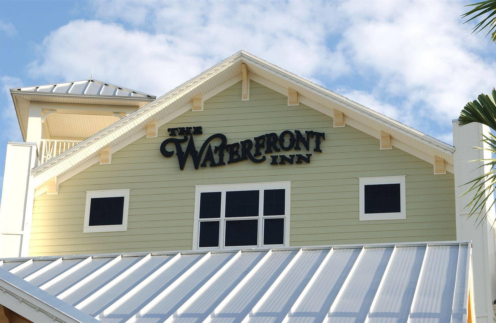 The Waterfront Inn The Villages Exterior photo